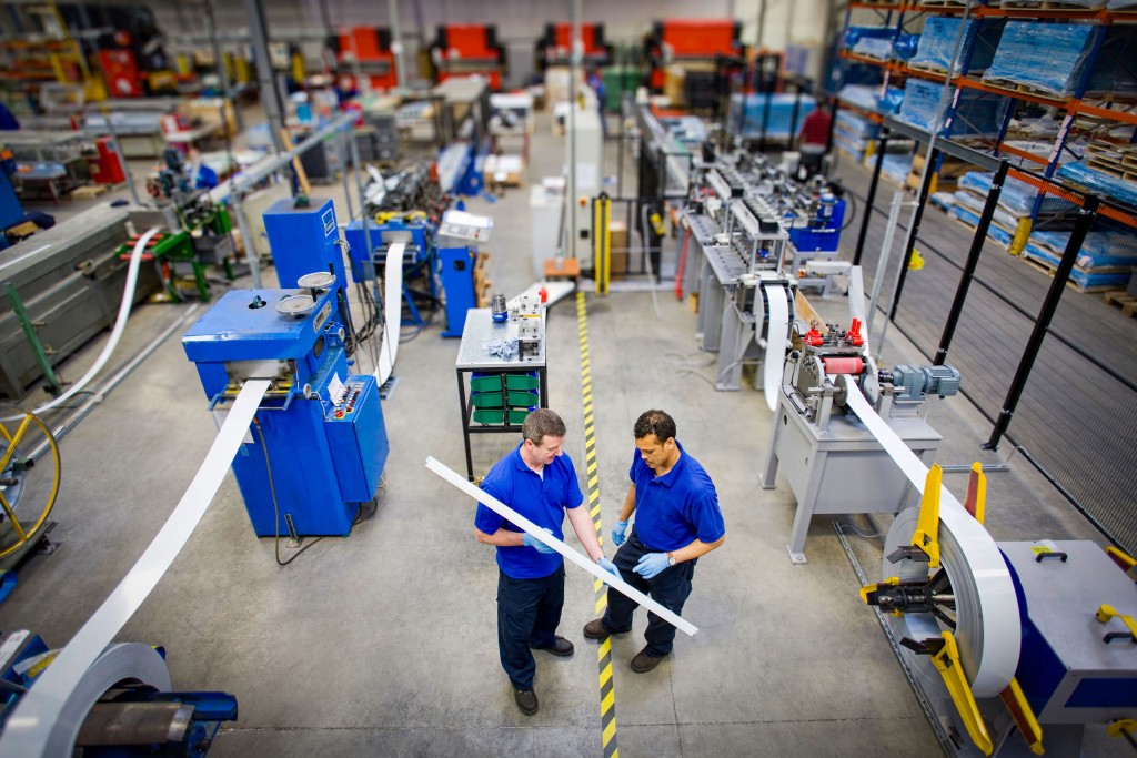 <strong>Efficient & Sustainable Technology</strong>